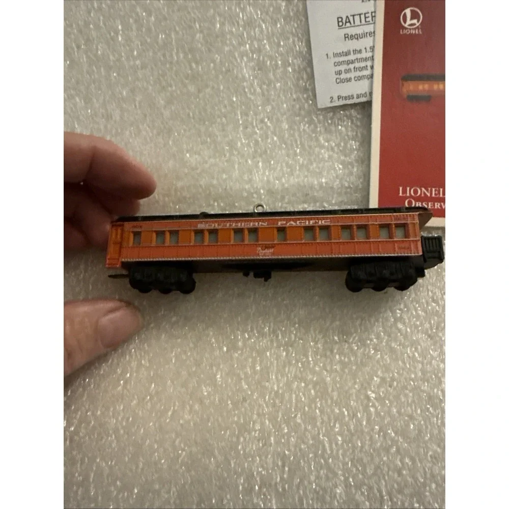 Hallmark Keepsake Lionel Daylight Observation Car Ornament 2003 Pre Owned